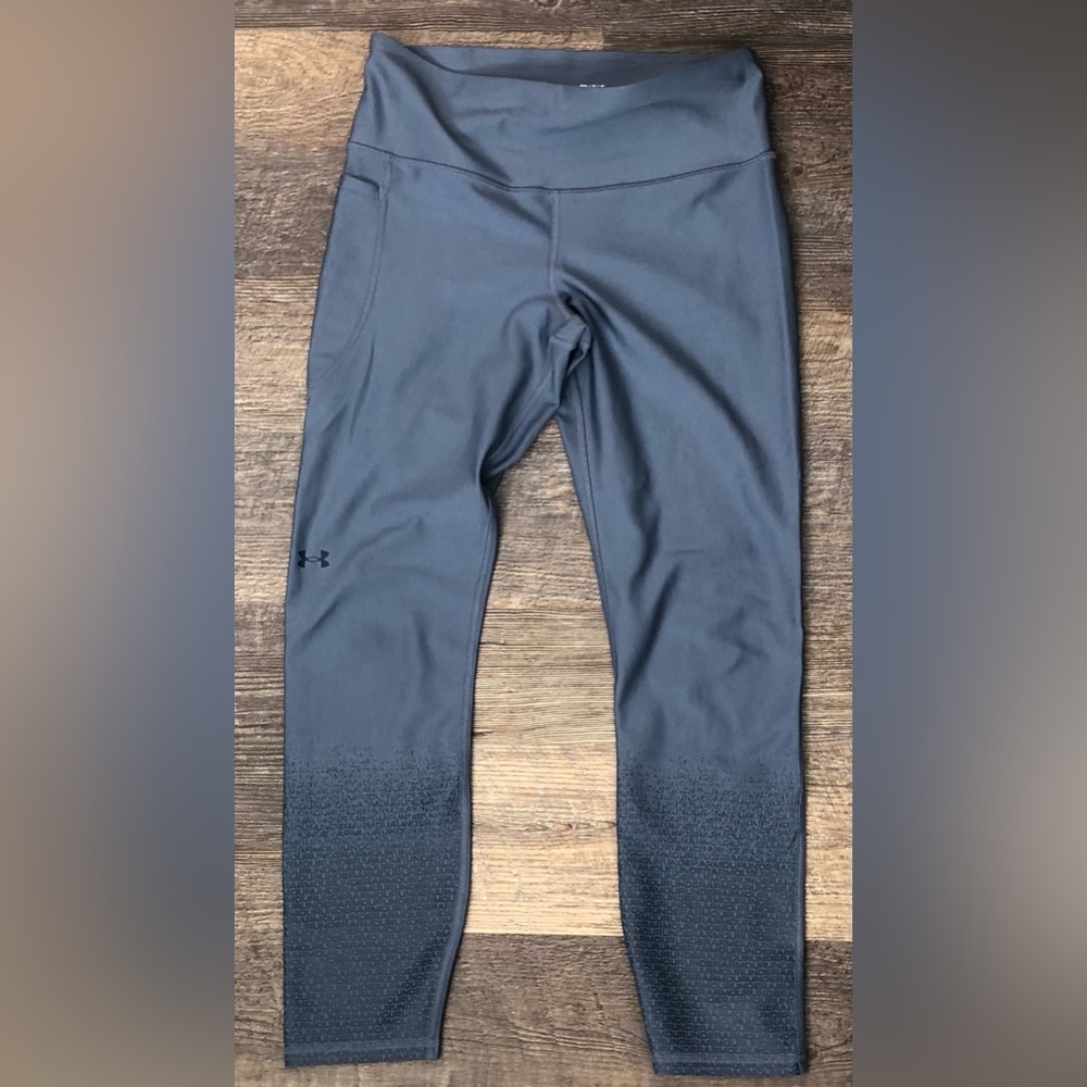 Under Armor Compression Leggings with a single pocket